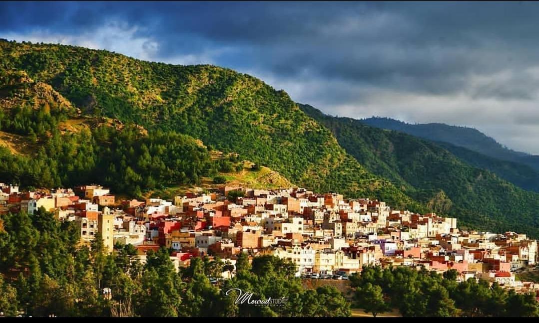 Issli Appartment Climatise Hiver Et Ete Azrou Exteriér fotografie